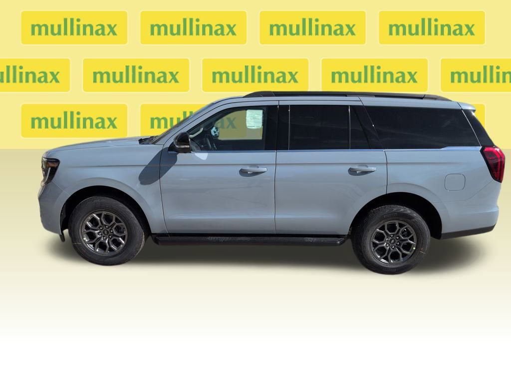 New 2026 Ford Expedition Active image 9