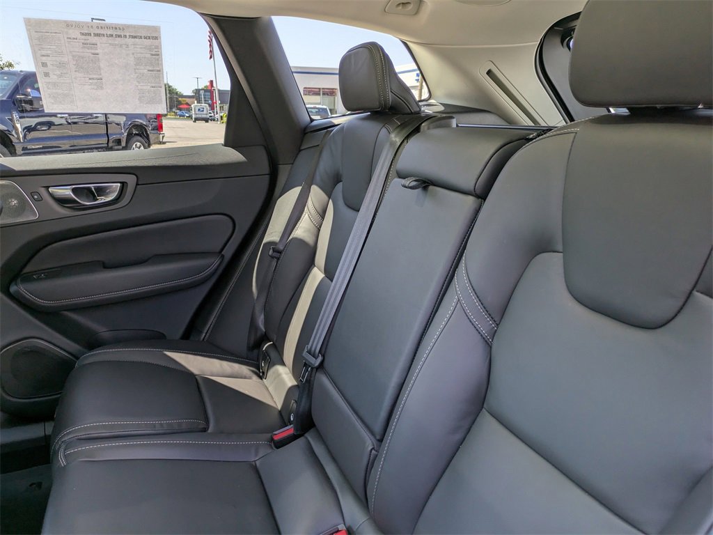 Certified 2023 Volvo XC60 B5 Ultimate image 14