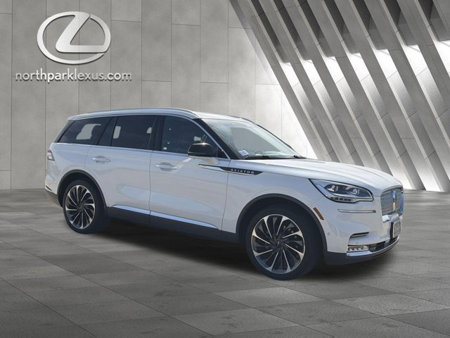 Used 2021 Lincoln Aviator Reserve w/ Equipment Group 202A AWD/4WD image 9
