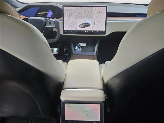 Used 2023 Tesla Model S Standard Range image 19