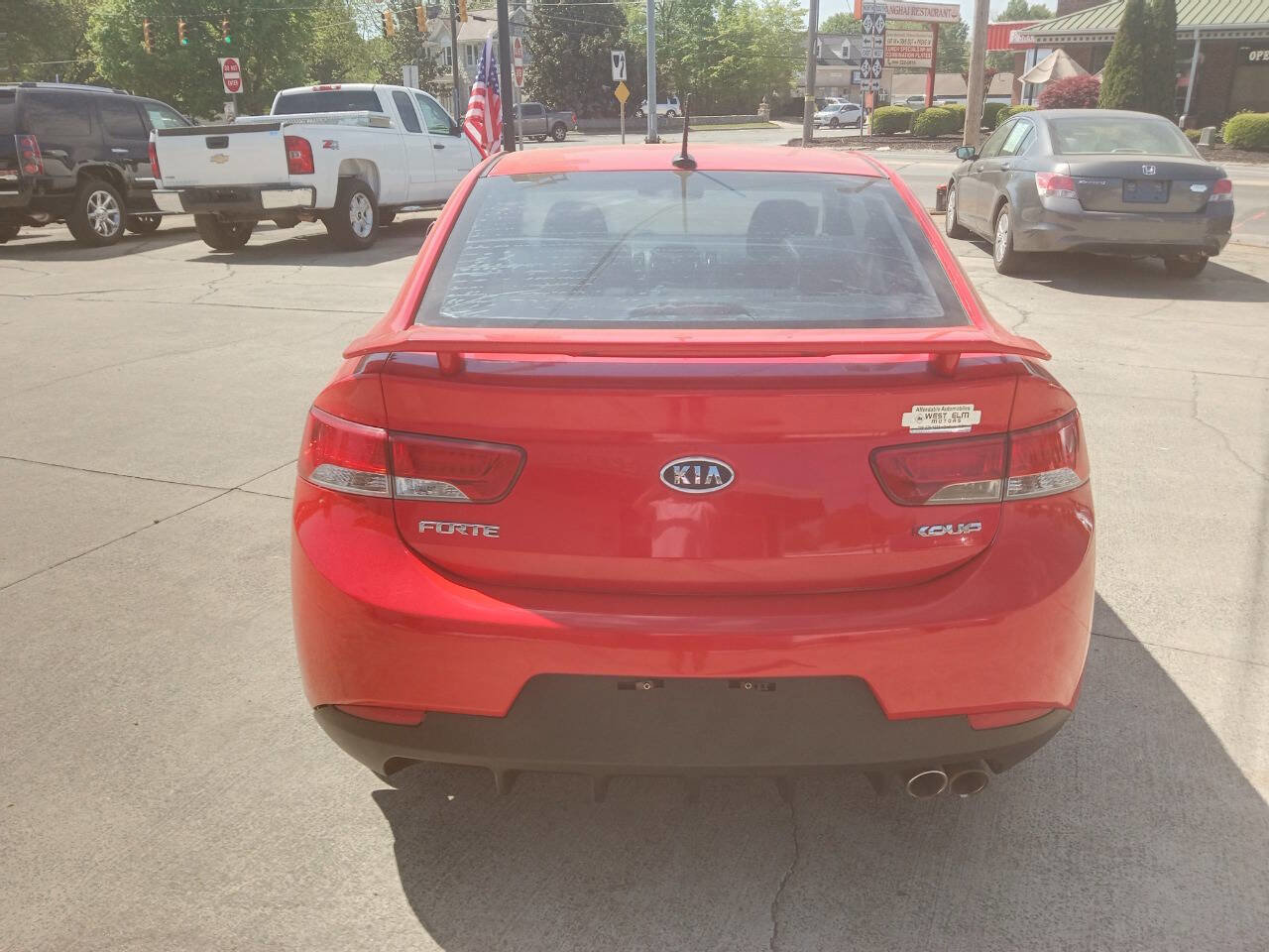 Used 2013 Kia Forte Koup SX w/ Tech Pkg image 5