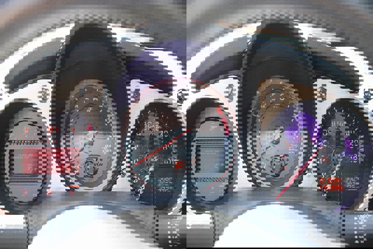 Used 2020 Nissan 370Z Touring Sport image 8