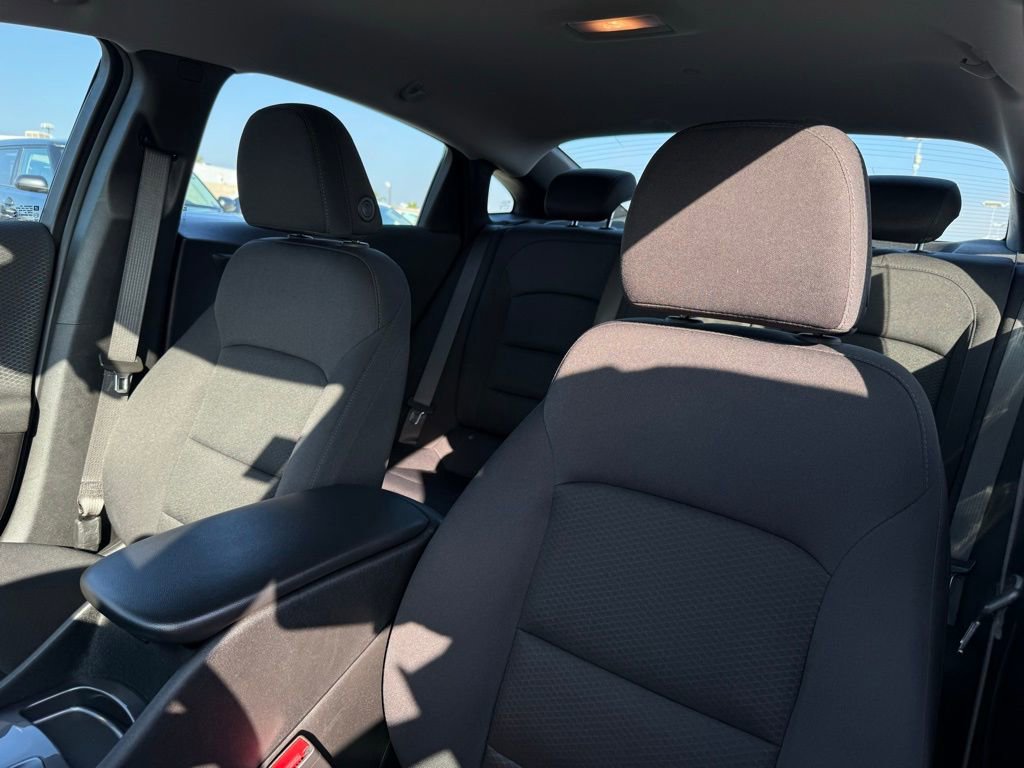 Used 2025 Chevrolet Malibu RS image 15