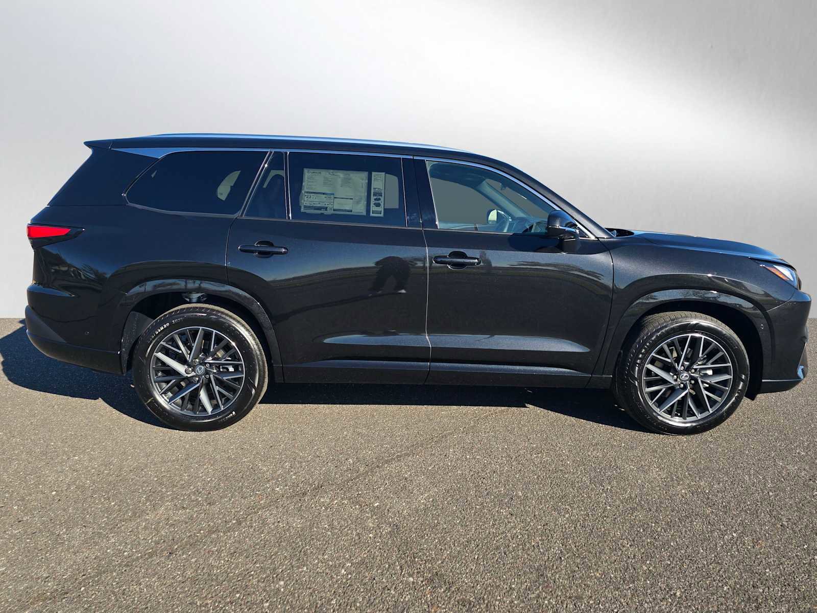 New 2026 Lexus TX 350 AWD image 2