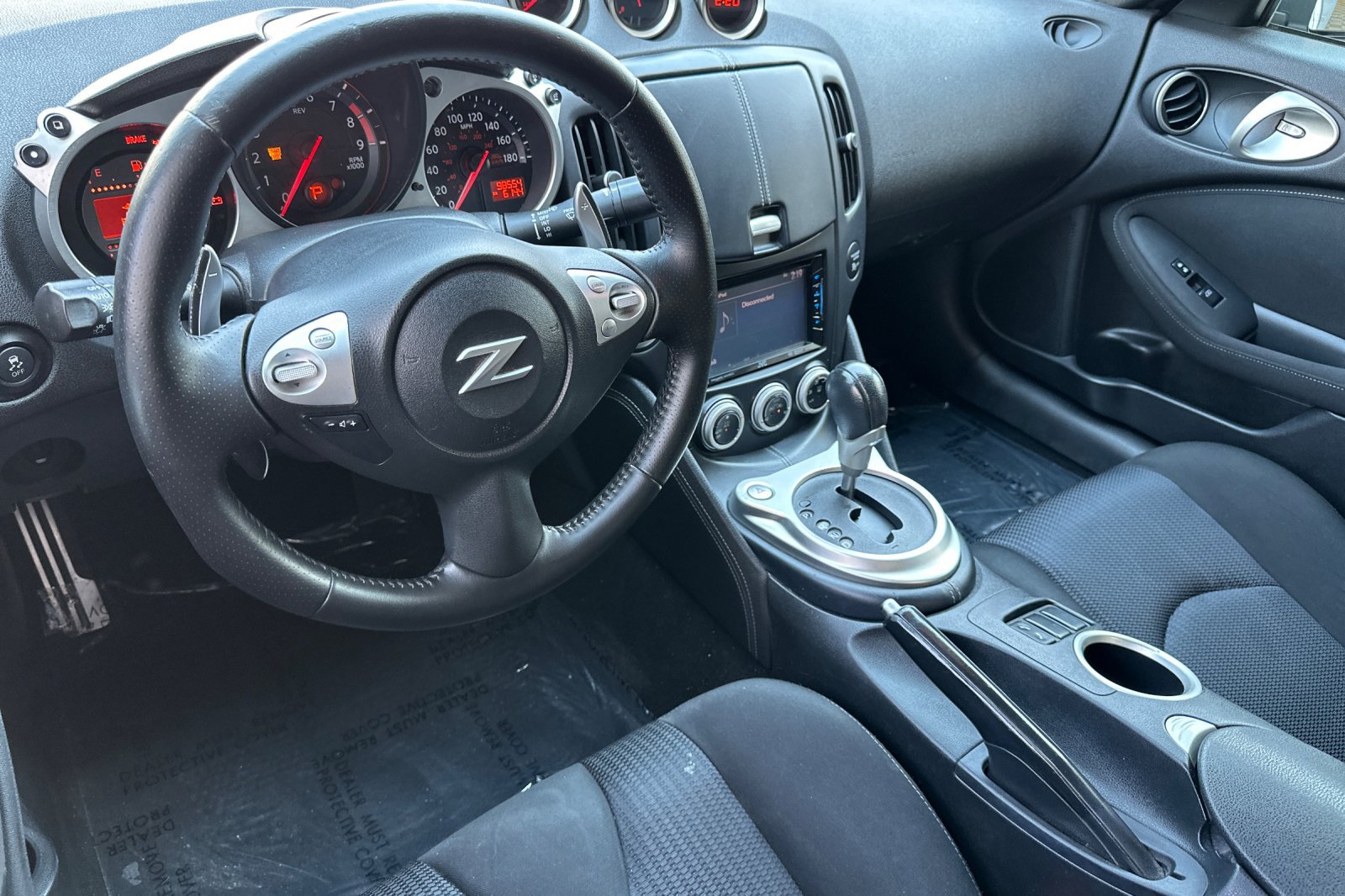 Used 2013 Nissan 370Z Coupe RWD image 15