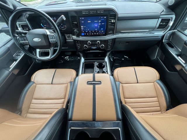 Used 2024 Ford F450 4x4 Crew Cab Super Duty image 14