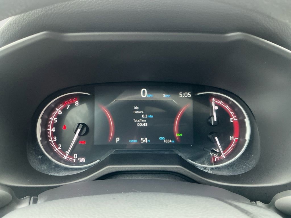 Certified 2025 Toyota RAV4 XLE w/ Convenience Package image 24