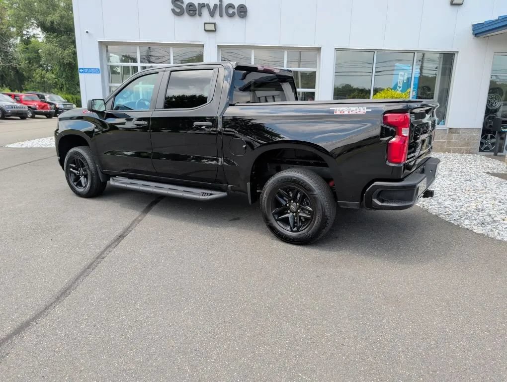 Used 2020 Chevrolet Silverado 1500 Custom Trail Boss w/ Custom Convenience Package AWD/4WD image 11