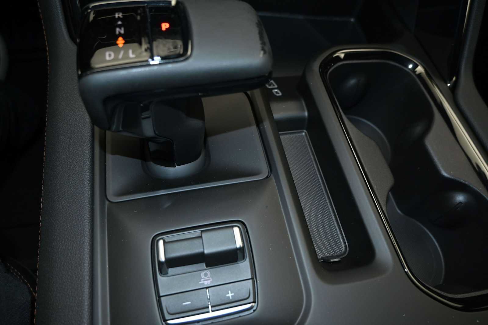 New 2026 GMC Sierra 1500 AT4 w/ AT4 Premium Package AWD/4WD image 12
