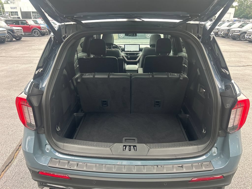 Used 2025 Ford Explorer ST w/ Sun And Sound Package RWD image 26