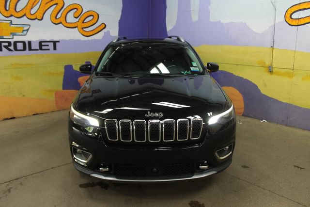 Used 2021 Jeep Cherokee Limited w/ Elite Package AWD/4WD image 3