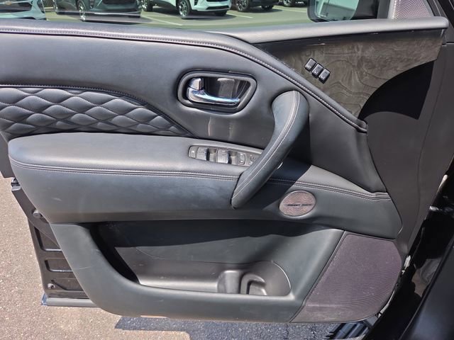 Used 2023 INFINITI QX80 Sensory w/ All-Season Package image 19