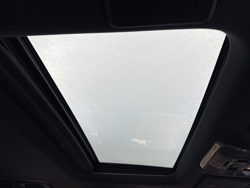 Used 2025 Lexus LX 700h Overtrail AWD/4WD image 33