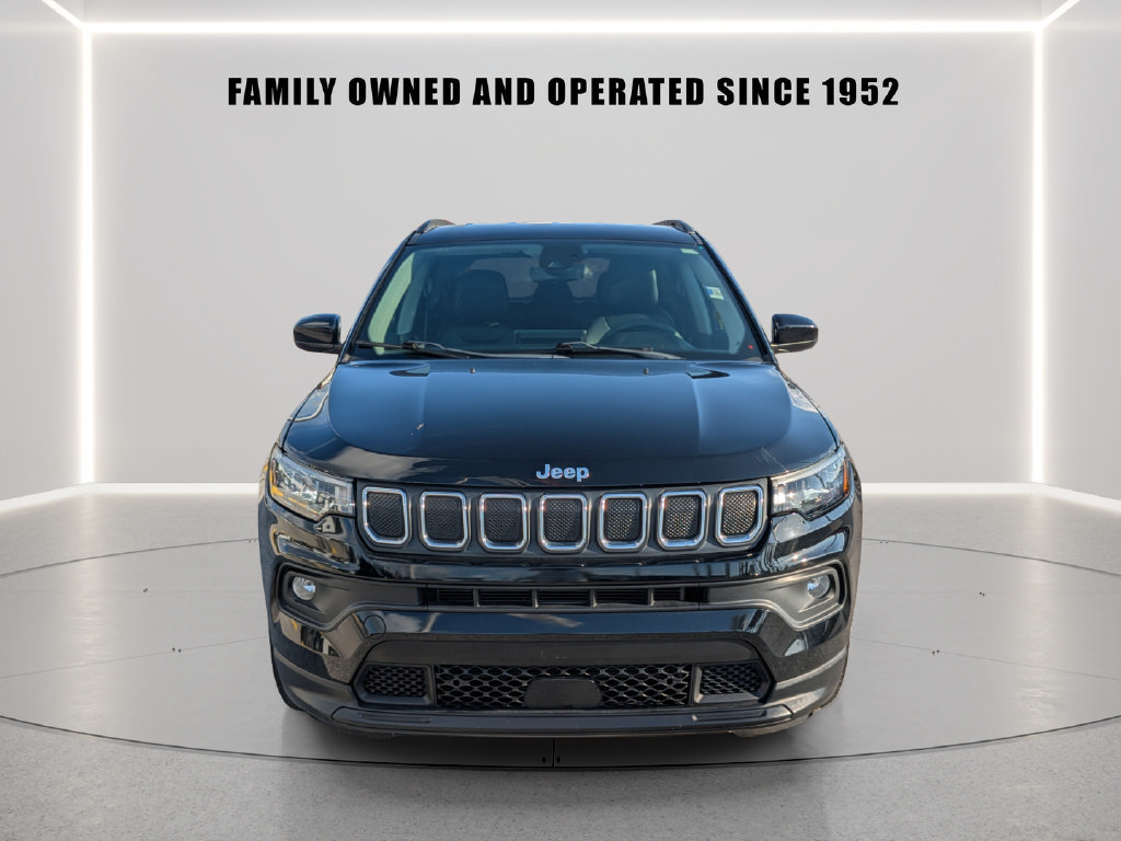 Used 2022 Jeep Compass Latitude FWD image 6