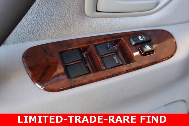 Used 2006 Toyota Sequoia Limited image 11