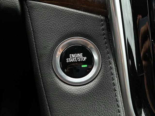 Used 2020 Cadillac Escalade Luxury RWD image 24