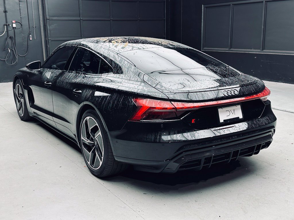 Used 2023 Audi RS e-tron GT w/ Carbon Performance Package AWD/4WD image 4