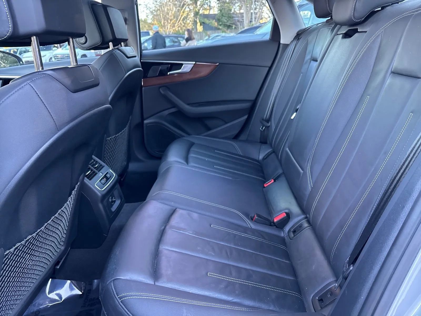 Used 2023 Audi A4 2.0T Premium w/ Convenience Package image 11