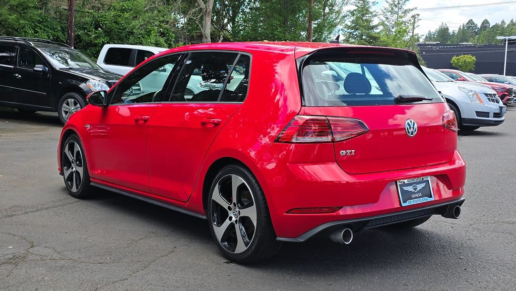 Used 2018 Volkswagen Golf 4-Door FWD image 6