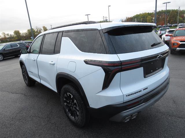 New 2026 Chevrolet Traverse Z71 w/ Enhanced Driving Package image 6