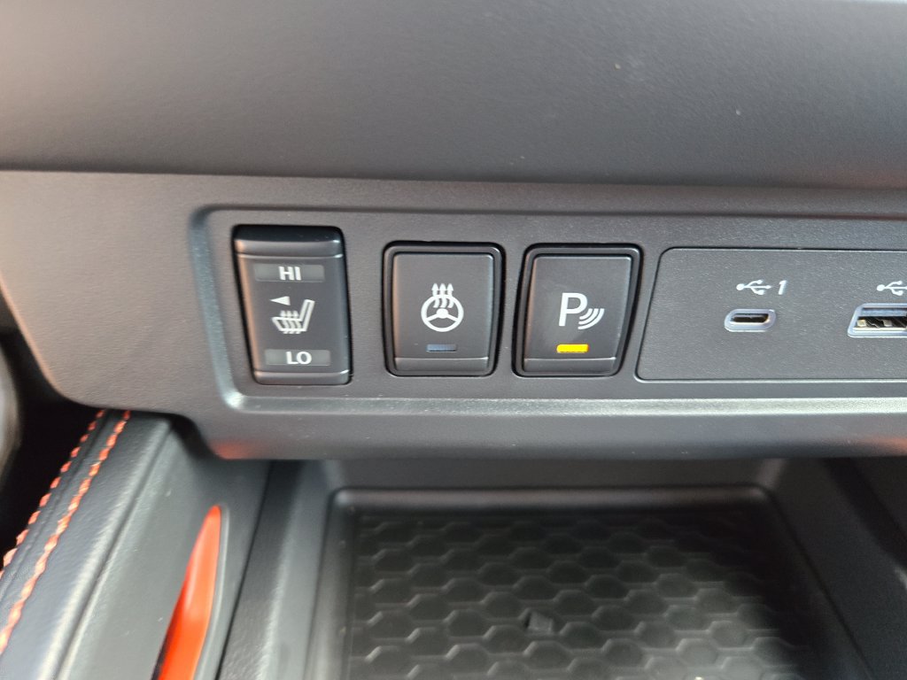 New 2027 Nissan Frontier PRO-4X w/ Pro Convenience Package AWD/4WD image 16