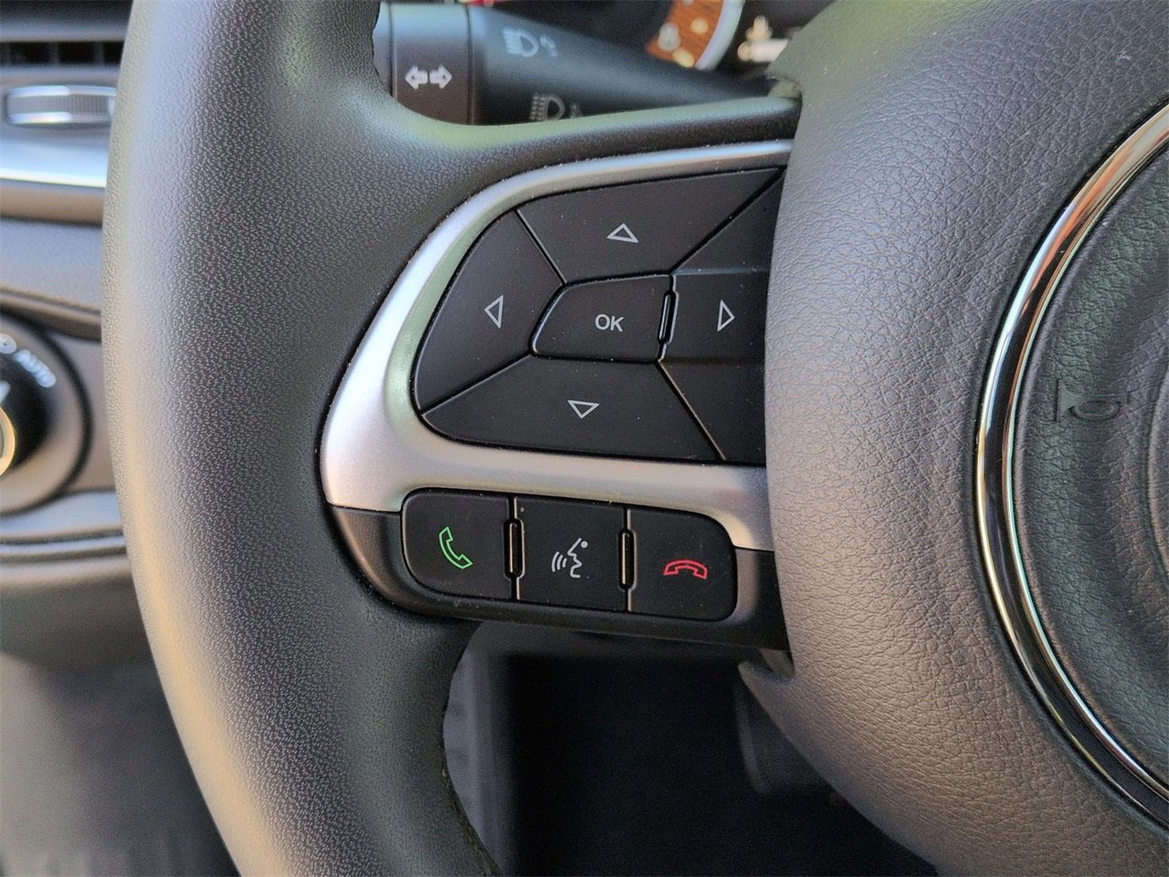 Used 2021 Jeep Renegade Latitude image 11