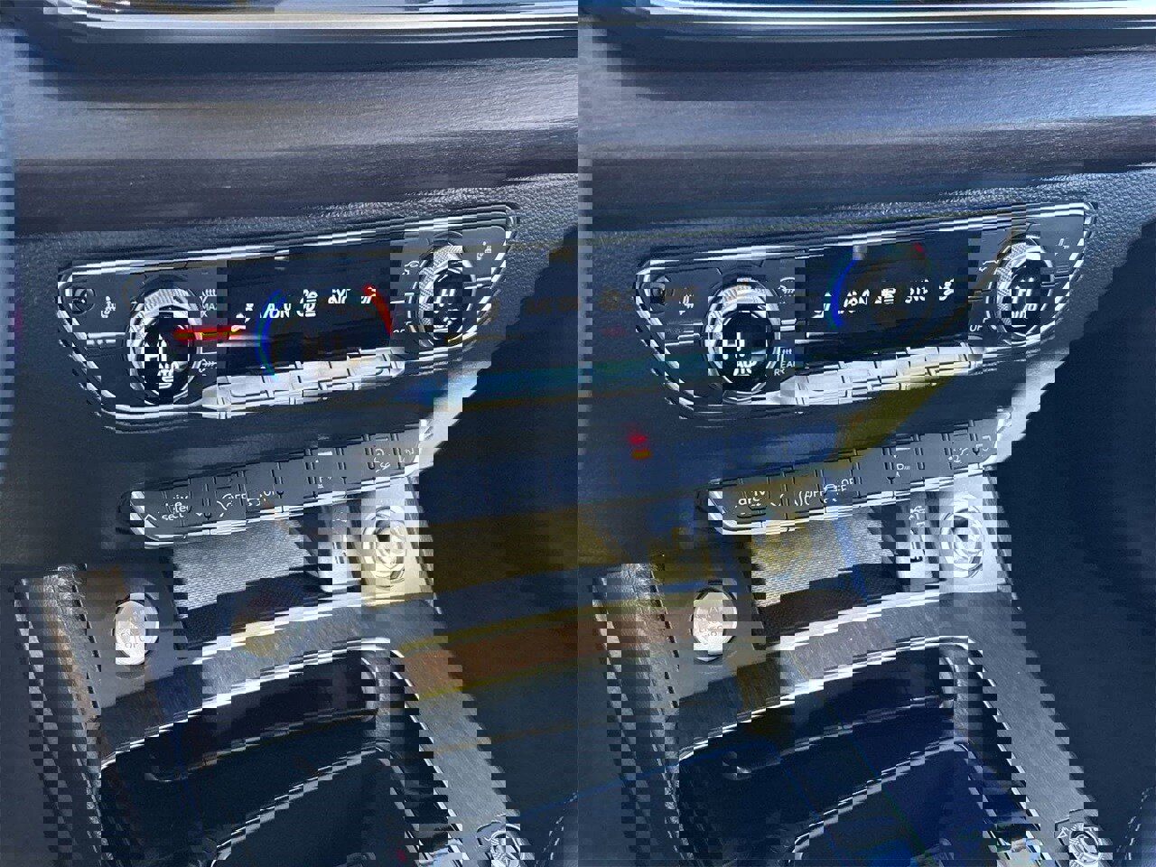 Used 2022 Audi Q5 2.0T Premium image 25