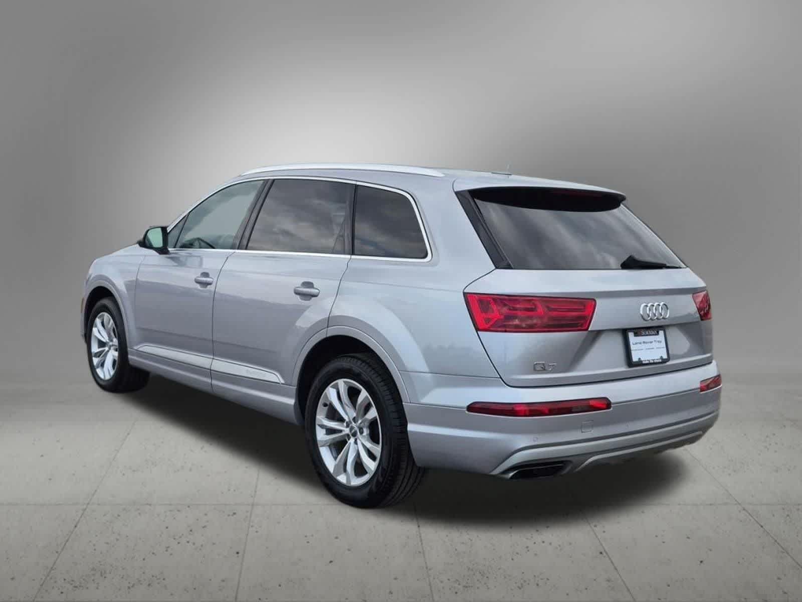 Used 2019 Audi Q7 3.0T Premium w/ Convenience Package AWD/4WD image 4