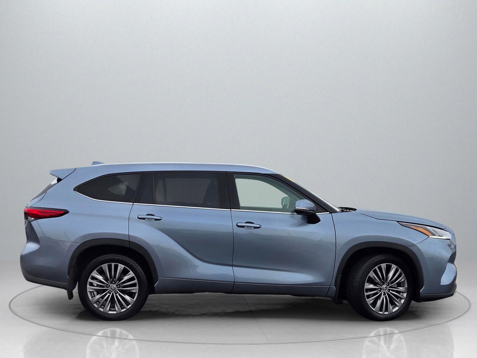 Used 2020 Toyota Highlander Platinum image 9