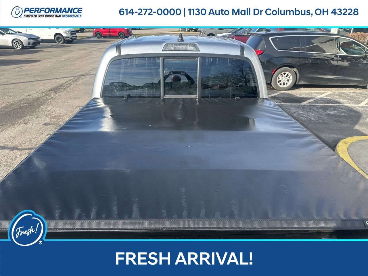 Used 2022 Toyota Tacoma SR image 9