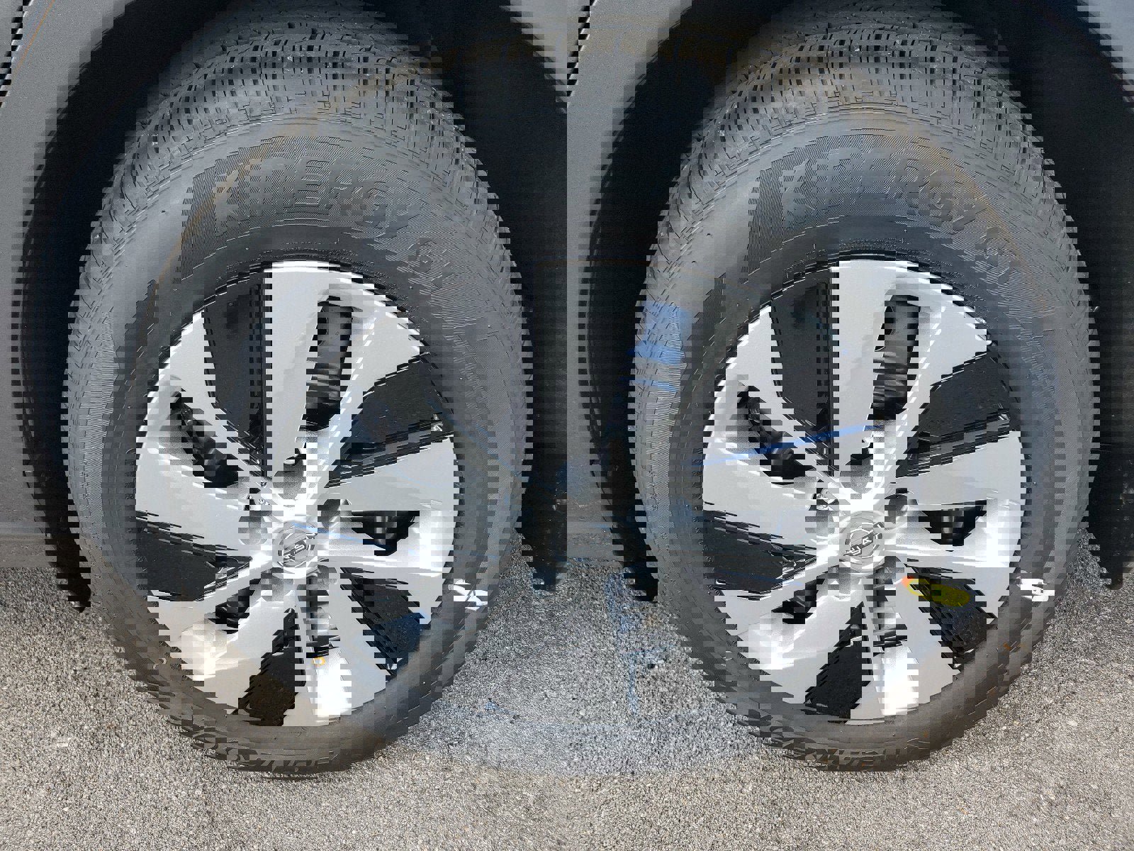 New 2025 Nissan Altima 2.5 S image 8