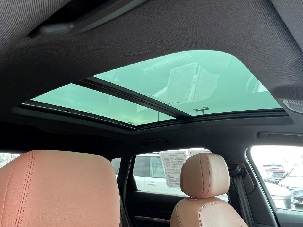 Certified 2022 Audi e-tron Premium w/ Convenience Plus Package image 15