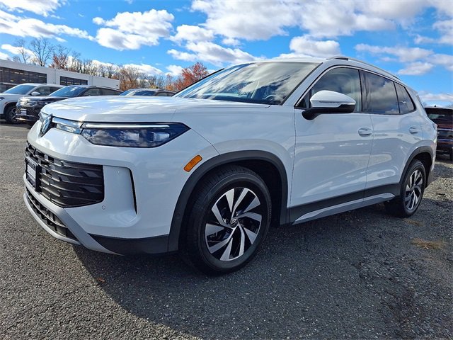 New 2026 Volkswagen Tiguan S image 2