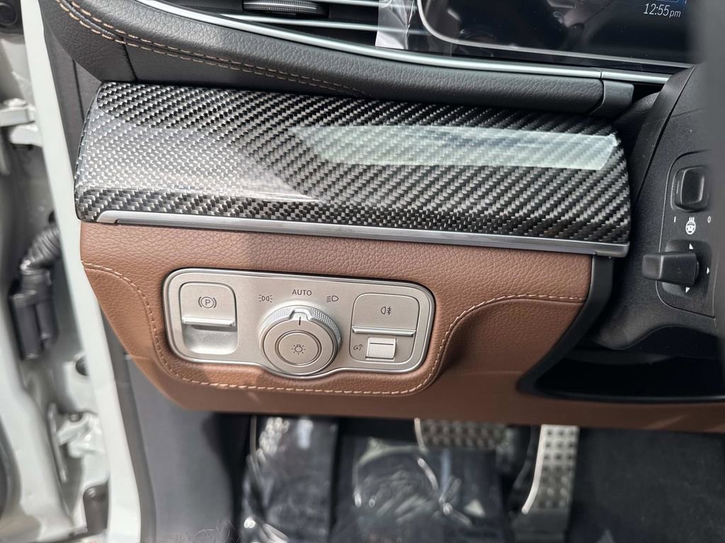 New 2026 Mercedes-Benz GLE 53 AMG 4MATIC image 28