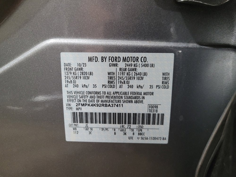 Used 2024 Ford Edge Titanium image 33