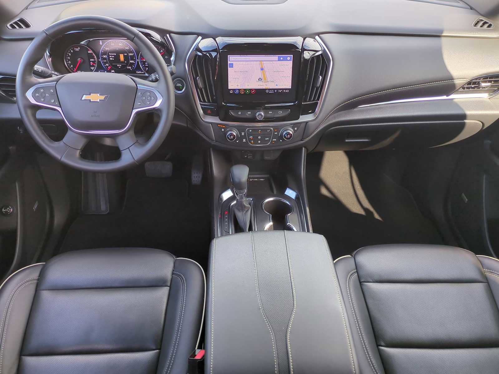 Used 2023 Chevrolet Traverse Premier image 20