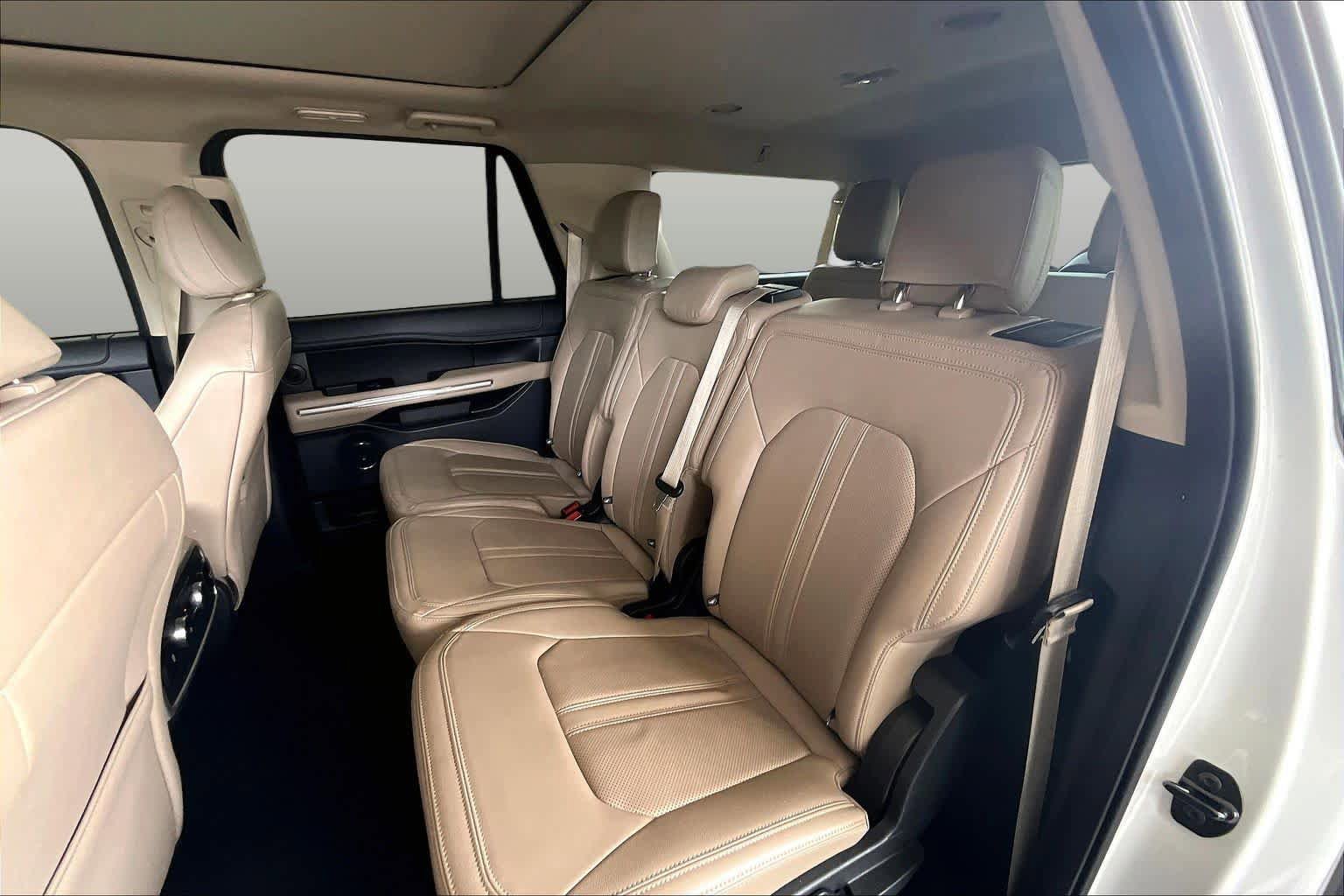 Used 2024 Ford Expedition Max Limited RWD image 21