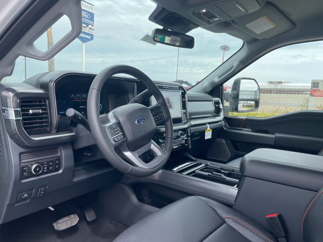 New 2026 Ford F250 Lariat w/ FX4 Off-Road Package AWD/4WD image 9
