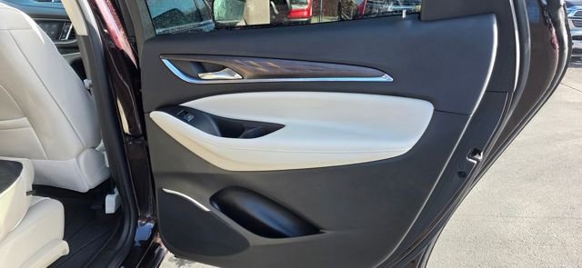 Used 2023 Buick Enclave Avenir w/ Avenir Technology Package image 13