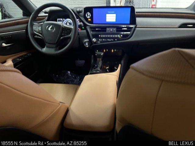 Used 2025 Lexus ES 300h w/ Premium Package FWD image 15