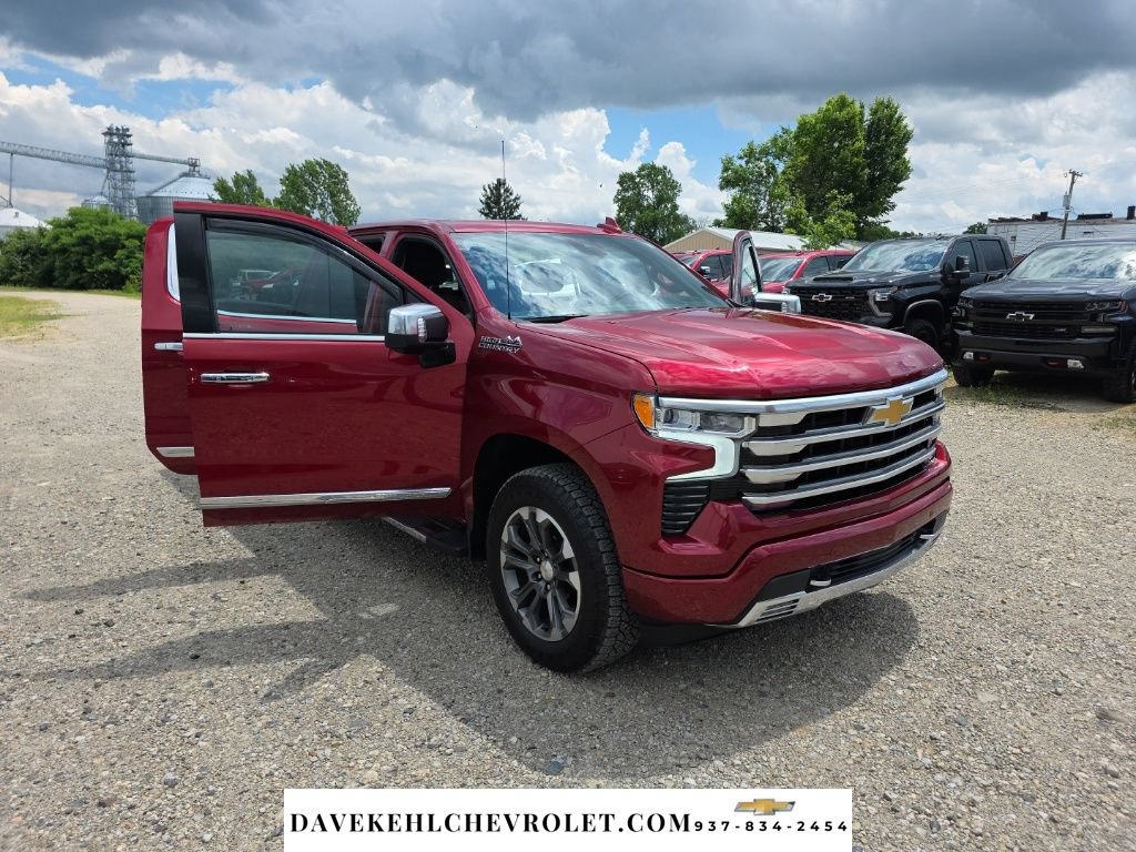 Used 2024 Chevrolet Silverado 1500 High Country w/ Technology Package AWD/4WD image 48