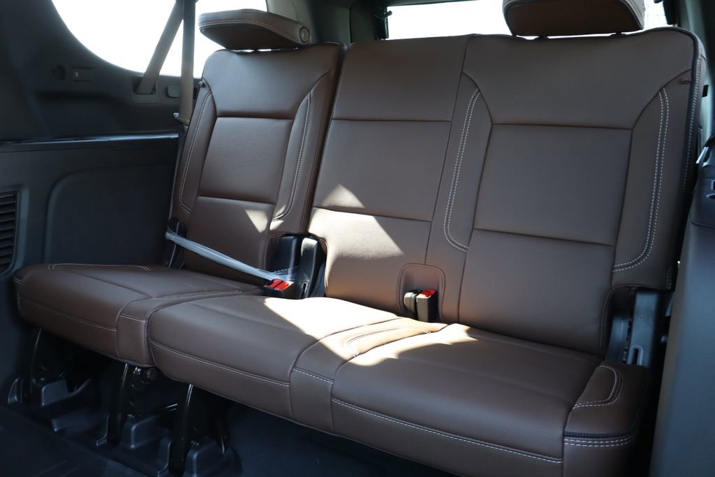 New 2026 Chevrolet Suburban High Country image 49