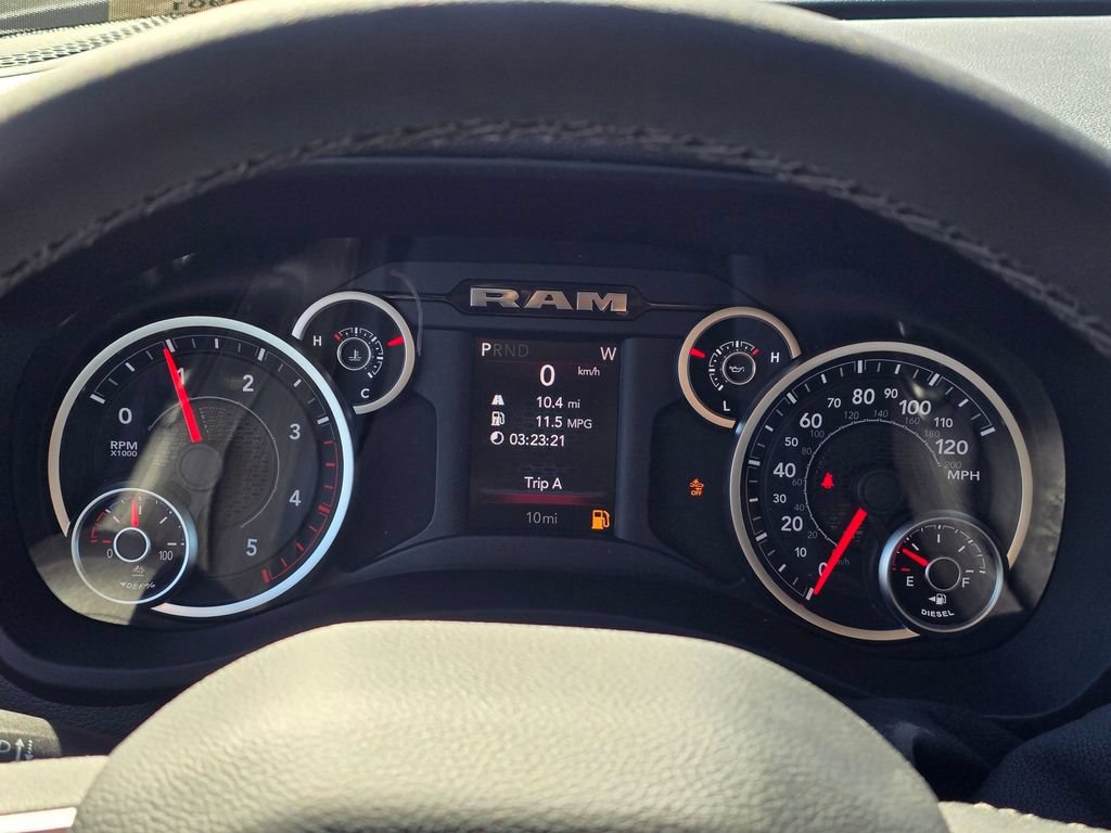 New 2026 RAM 3500 Big Horn AWD/4WD image 17