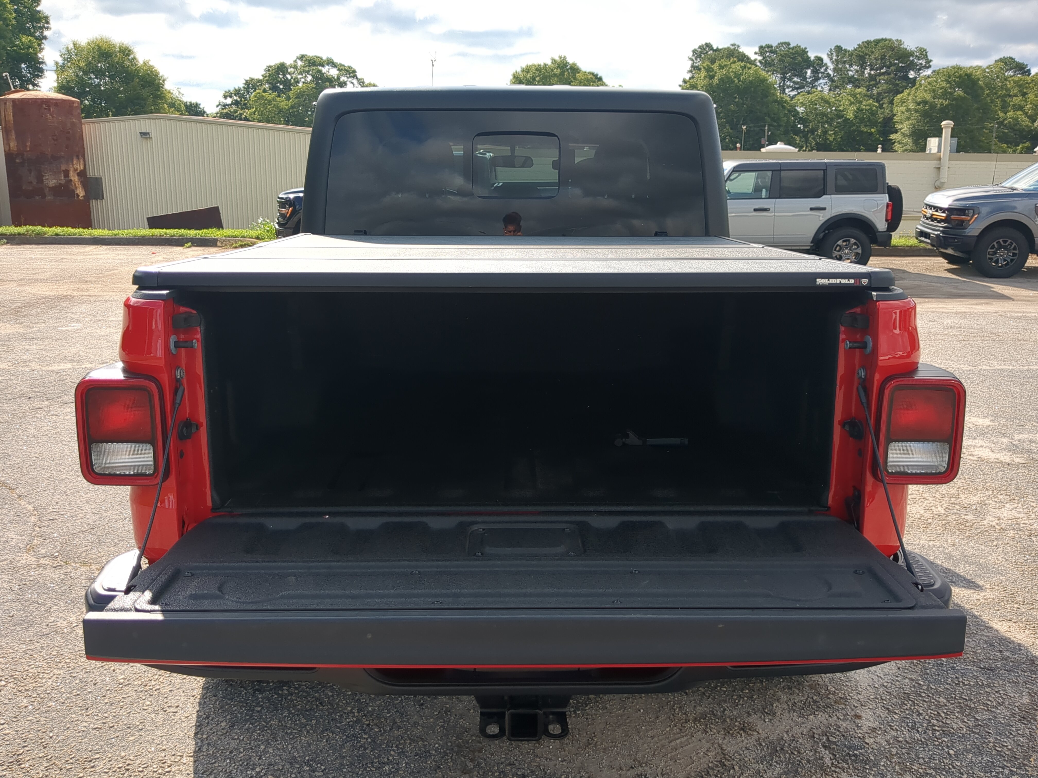 Used 2021 Jeep Gladiator Sport AWD/4WD image 11