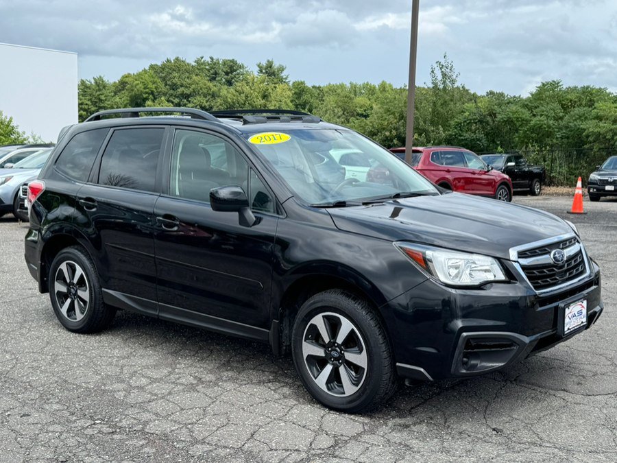 Used 2017 Subaru Forester 2.5i Premium w/ All-Weather Package AWD/4WD image 5