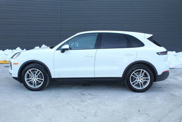 Certified 2025 Porsche Cayenne image 2