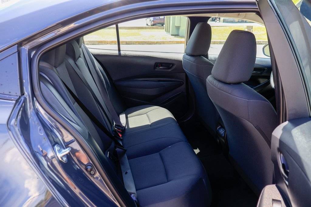 Used 2026 Toyota Corolla LE FWD image 12