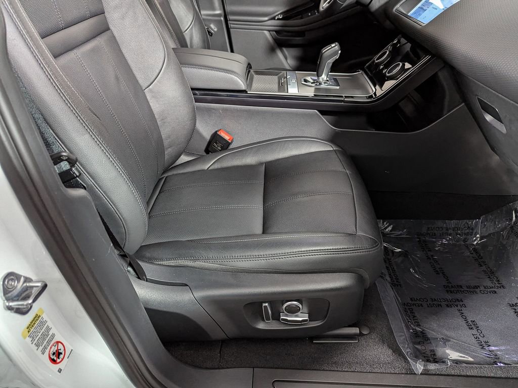 Used 2022 Land Rover Range Rover Evoque S image 34