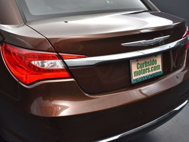 Used 2013 Chrysler 200 Touring FWD image 26
