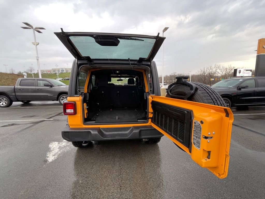 Certified 2018 Jeep Wrangler Unlimited Sport image 17